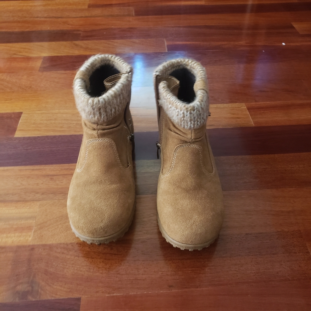 Khombu Ankle Boots